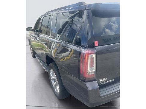Used 2017 GMC Yukon SLT w/ Open Road Package RWD image 3