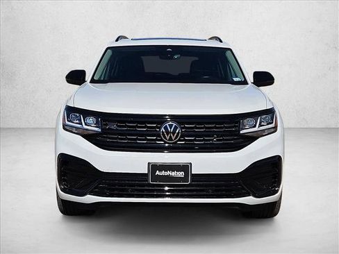 Used 2023 Volkswagen Atlas SEL R-Line image 2