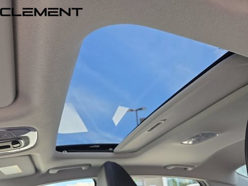 Certified 2025 Hyundai Elantra Limited FWD image 28
