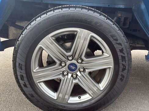 Used 2019 Ford F150 XLT w/ Equipment Group 302A Luxury image 11