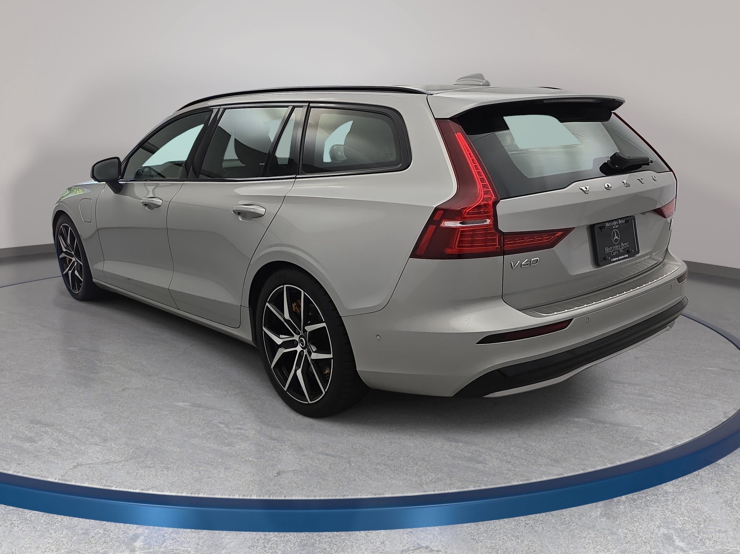 Used 2024 Volvo V60 T8 Polestar w/ Protection Package Premier AWD/4WD image 7