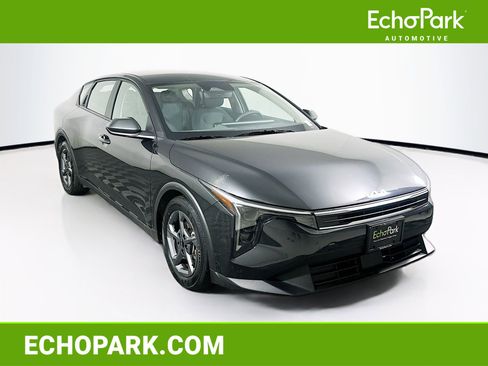 Used 2025 Kia K4 FWD image 1