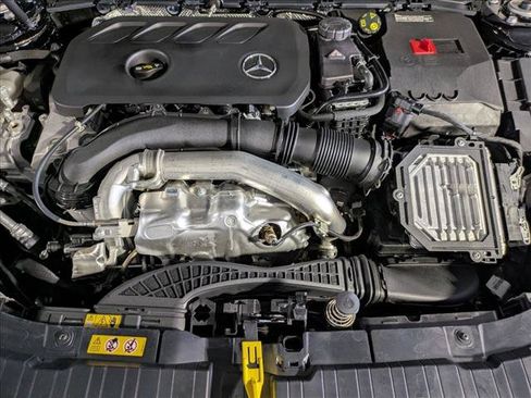 Used 2026 Mercedes-Benz GLB 250 image 25