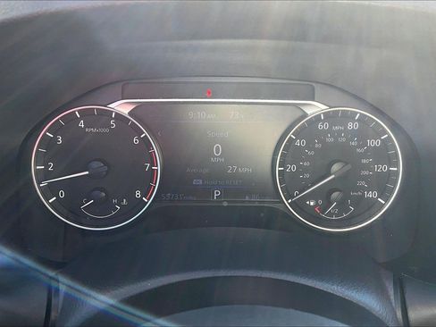 Used 2025 Nissan Altima 2.5 SV FWD image 20