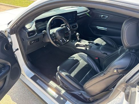 Used 2024 Ford Mustang GT Premium w/ GT Performance Package image 18