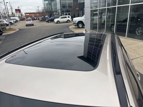 Used 2025 Volvo XC60 T8 Plus w/ Protection Package Premier image 13