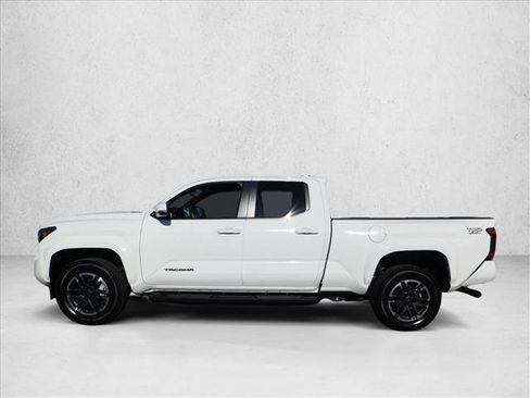 Used 2026 Toyota Tacoma TRD Sport w/ TRD Sport Upgrade Package RWD image 14