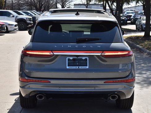 New 2026 Lincoln Corsair Premiere image 8