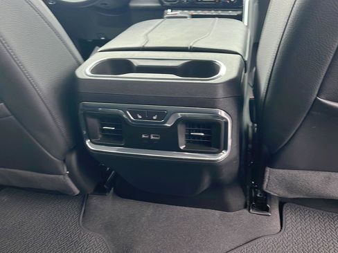 Used 2024 GMC Sierra 1500 Denali AWD/4WD image 29