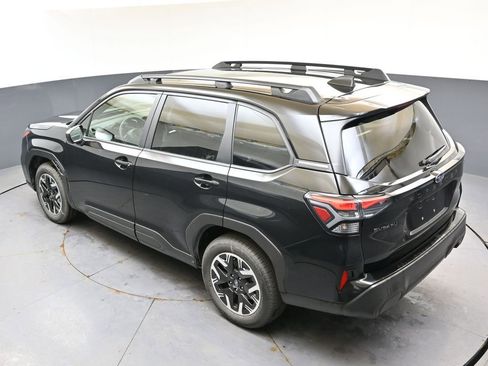 Certified 2025 Subaru Forester Premium AWD/4WD image 38