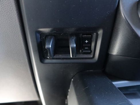 Used 2017 Ford F150 XL w/ Equipment Group 101A Mid AWD/4WD image 22