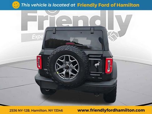 Used 2025 Ford Bronco Badlands AWD/4WD image 12