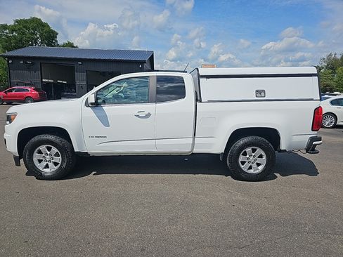 Used 2017 Chevrolet Colorado W/T w/ WT Convenience Package AWD/4WD image 6