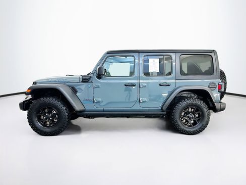 Used 2025 Jeep Wrangler Willys AWD/4WD image 4