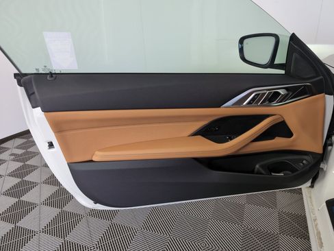 Used 2025 BMW 430i Coupe w/ Convenience Package image 20