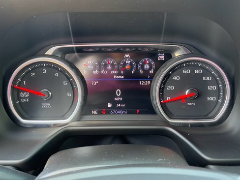 Used 2021 Chevrolet Tahoe Z71 w/ Z71 Off-Road Package image 16