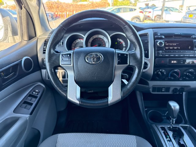 Used 2012 Toyota Tacoma 4x4 Double Cab w/ SR5 Pkg image 18