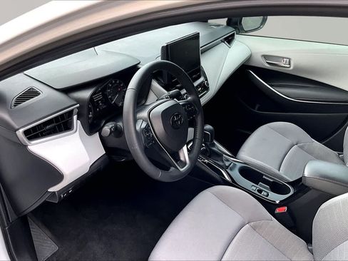 Used 2024 Toyota Corolla SE FWD image 17