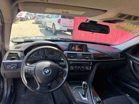 Used 2016 BMW 320i Sedan image 7