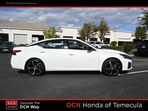 Used 2023 Nissan Altima 2.5 SR image 5