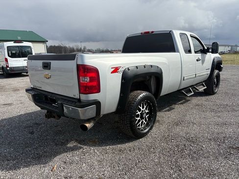 Used 2012 Chevrolet Silverado 3500 LTZ w/ LTZ Plus Package image 3