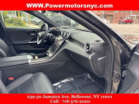 Used 2022 Mercedes-Benz C 300 4MATIC Sedan w/ Pinnacle Trim Package image 13