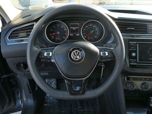 Used 2021 Volkswagen Tiguan S image 24