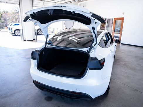Used 2025 Tesla Model 3 Long Range image 55