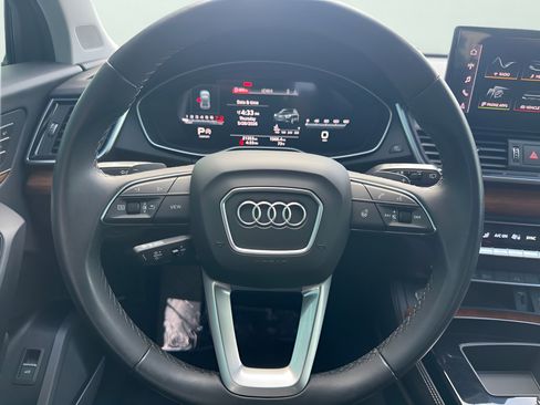 Used 2023 Audi Q5 2.0T Premium Plus w/ Premium Plus Package AWD/4WD image 35