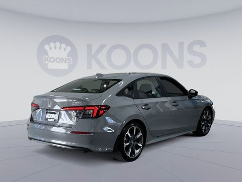 Used 2025 Honda Civic Sport image 16