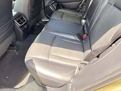 Used 2023 Subaru Outback Touring XT AWD/4WD image 15