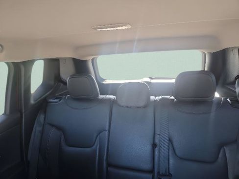 Used 2015 Jeep Renegade Limited AWD/4WD image 12