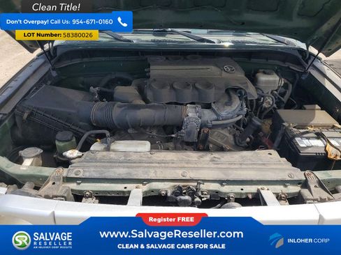 Used 2010 Toyota FJ Cruiser 4WD image 16