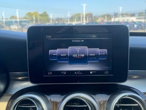 Used 2016 Mercedes-Benz C 300 4MATIC Sedan image 7