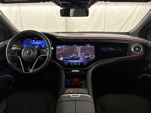 Certified 2023 Mercedes-Benz EQS 580 4MATIC SUV image 15