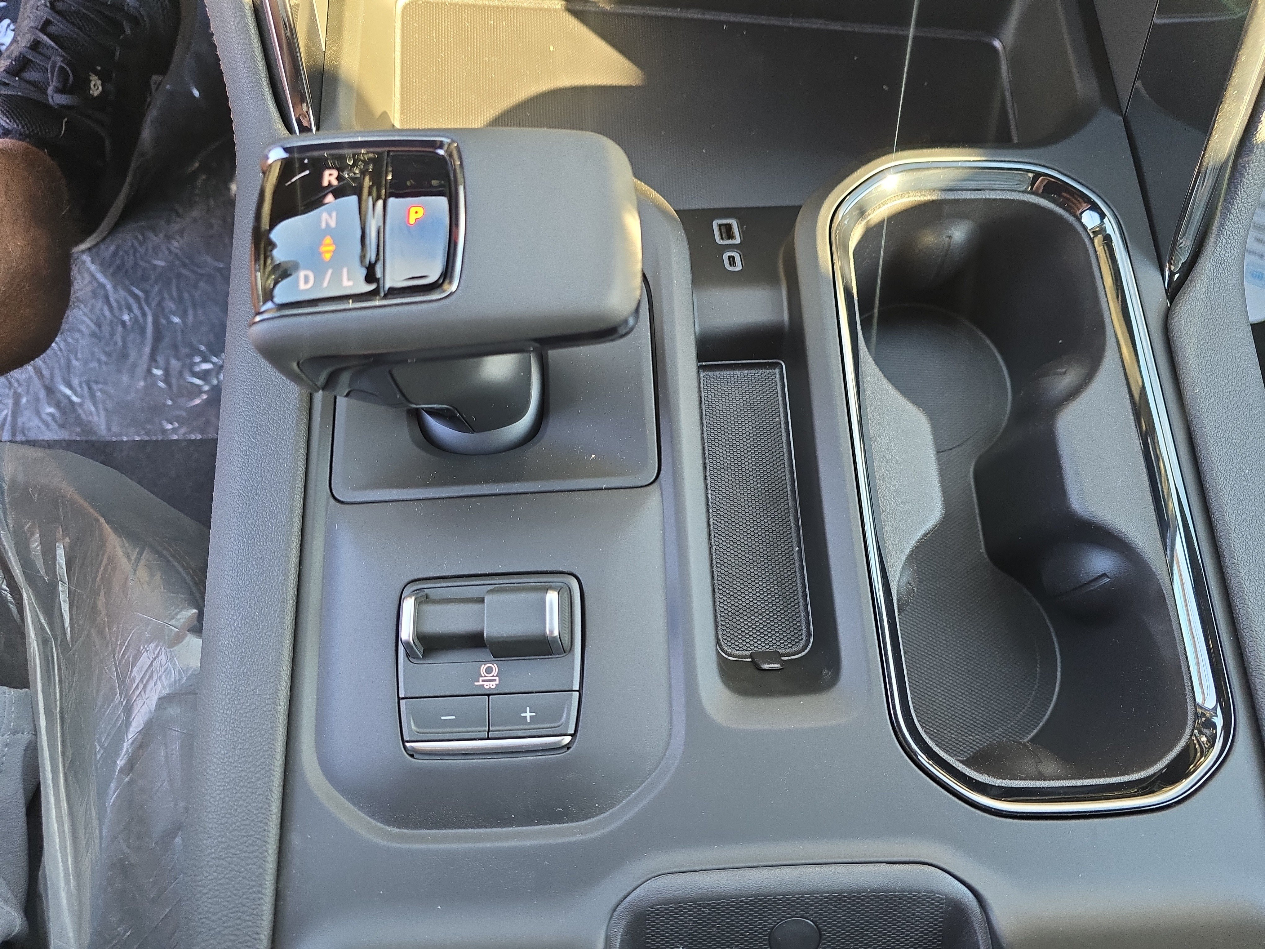 New 2026 GMC Sierra 1500 AT4 w/ AT4 Premium Package AWD/4WD image 22