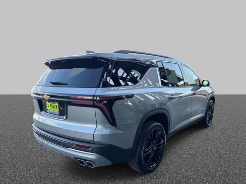 New 2026 Chevrolet Traverse LT w/ Driver Confidence Package FWD image 5