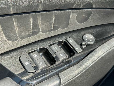 Used 2023 Kia Sportage EX FWD image 16