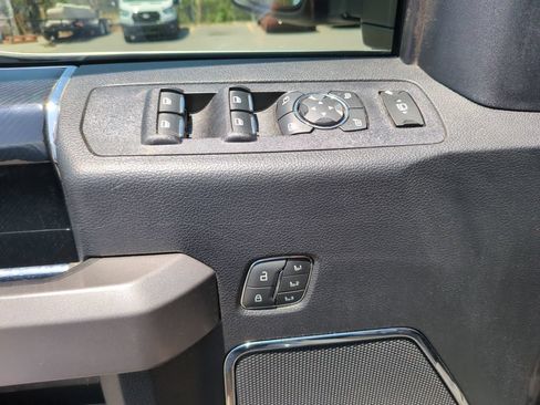 Used 2021 Ford F250 Platinum w/ FX4 Off-Road Package AWD/4WD image 18