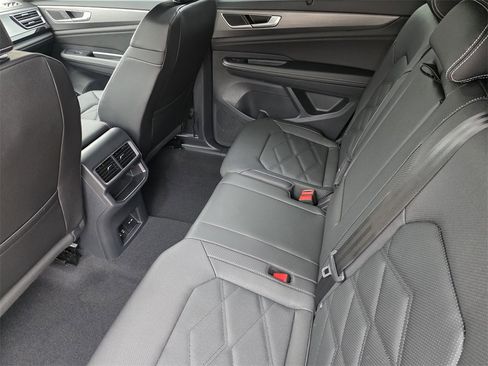 New 2026 Volkswagen Atlas Cross Sport SE image 20