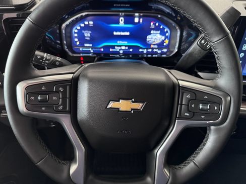 Certified 2023 Chevrolet Silverado 1500 LT AWD/4WD image 15