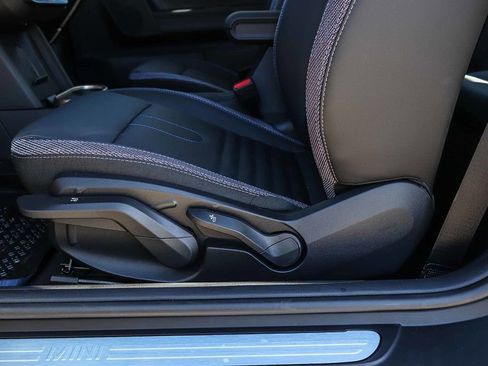 New 2026 MINI Cooper 2-Door Hardtop image 20