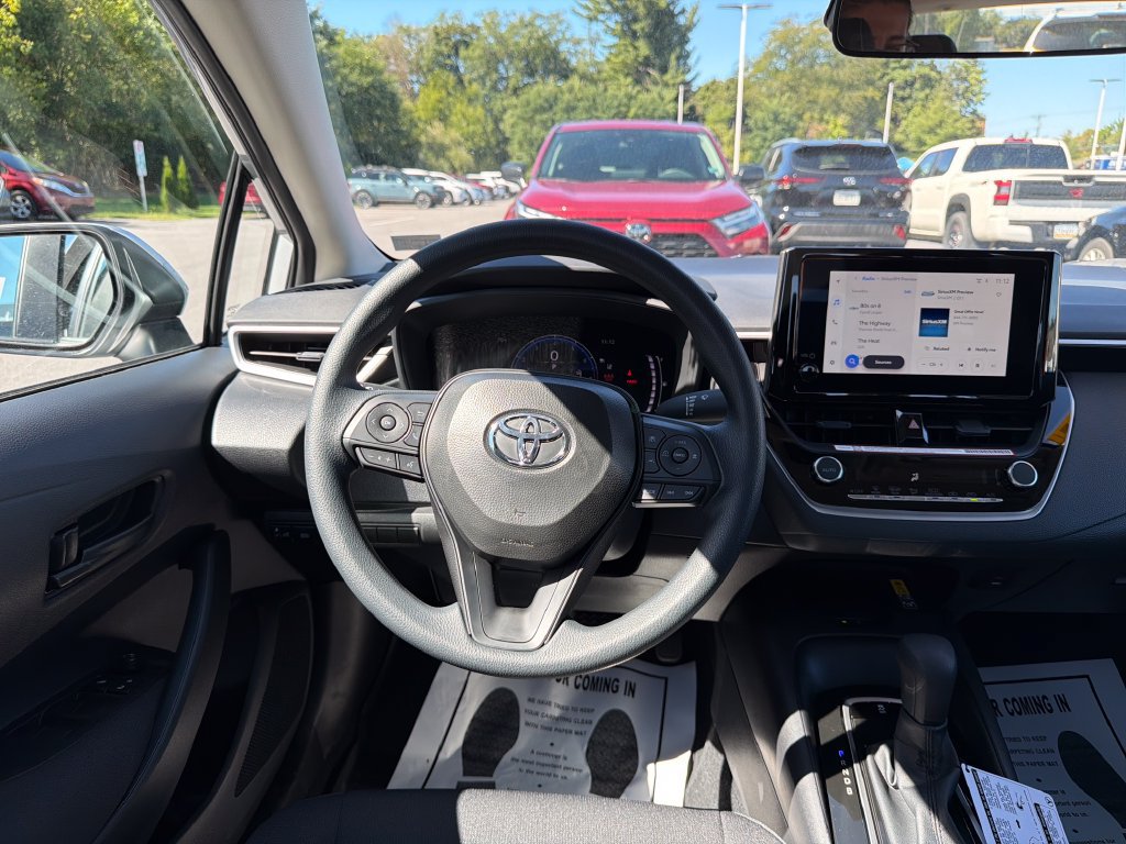 Used 2026 Toyota Corolla LE w/ LE Premium Package FWD image 19