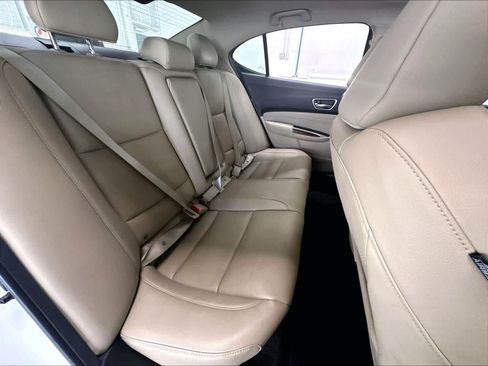 Used 2018 Acura TLX FWD image 27