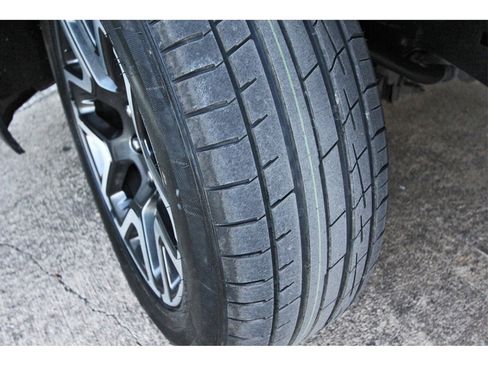 Used 2025 RAM 1500 Laramie image 34