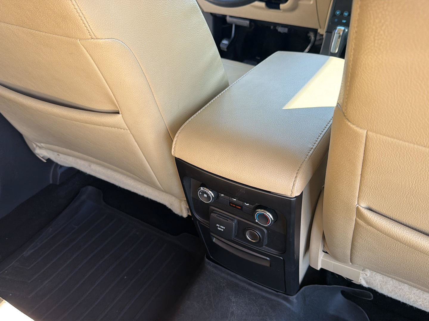 Used 2015 Ford Flex Limited w/ Equipment Group 302A AWD/4WD image 18
