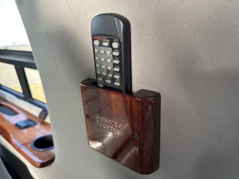 Used 1999 GMC Savana 1500 image 41