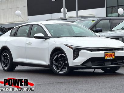Certified 2025 Kia K4 EX