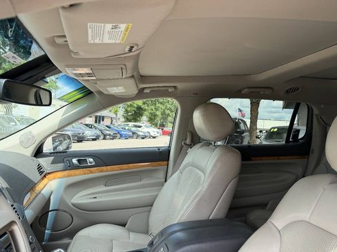 Used 2011 Lincoln MKT 2WD w/ 101A Rapid Spec Order Code image 13