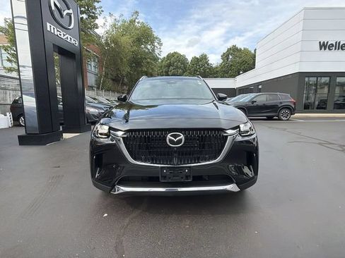 Used 2024 MAZDA CX-90 Plug-In Hybrid w/ Premium Plus AWD/4WD image 3